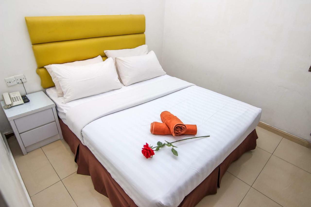 Rose Cottage Hotel Taman Impian Senai Johor Bahru Dış mekan fotoğraf